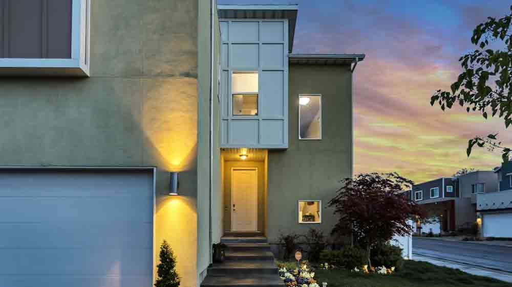 Vstup do domu se světly_02