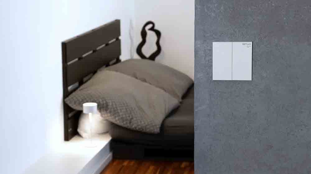 Smart vypínač RETLUX RSH 302 Rodney na stěně v domácnosti_3