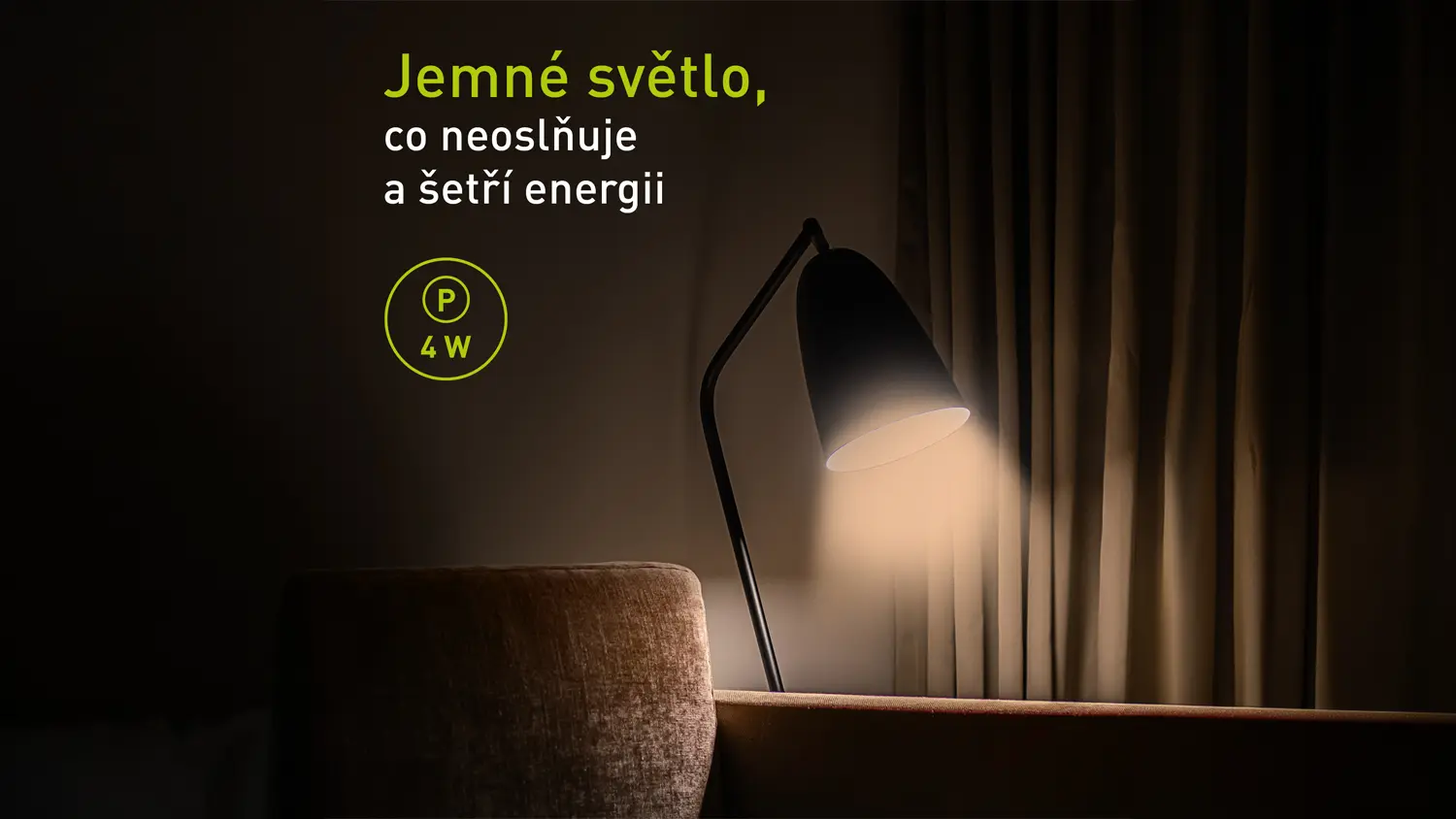 Ilustrácia rozsvietenej lampičky v obývacej izbe.