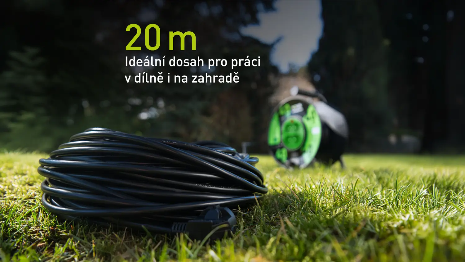Délka kabelu v bubnu je 20 m