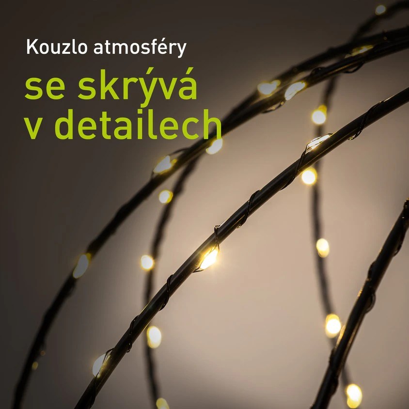 Detail na rozsvícené diody světelné koule Retlux