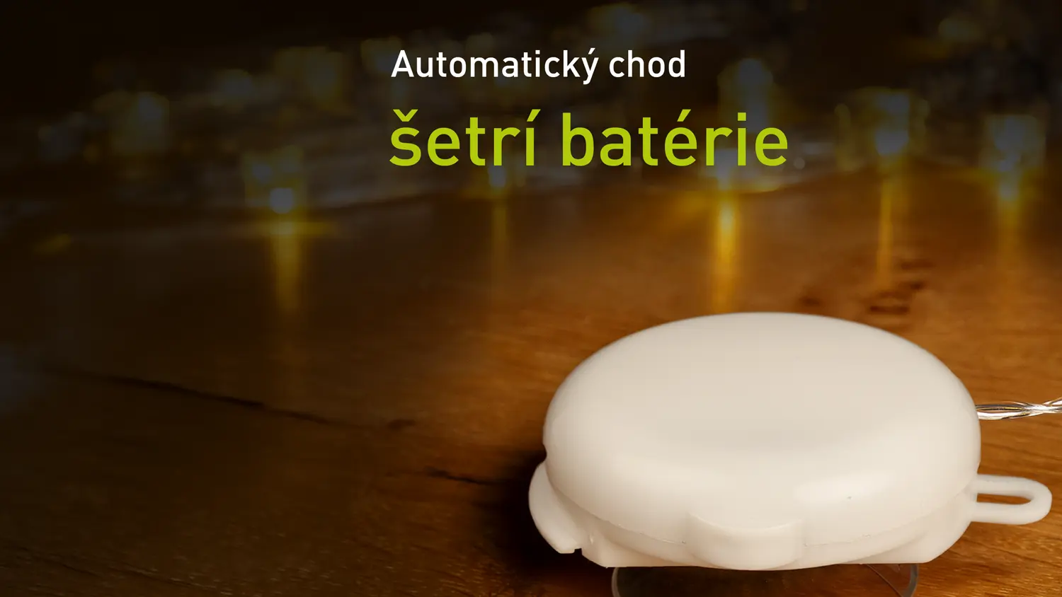 Detail boxu na bat&eacute;rie dekor&aacute;cie s popisom.