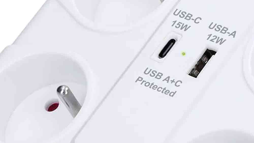 Přepěťová ochrana s USB porty_02