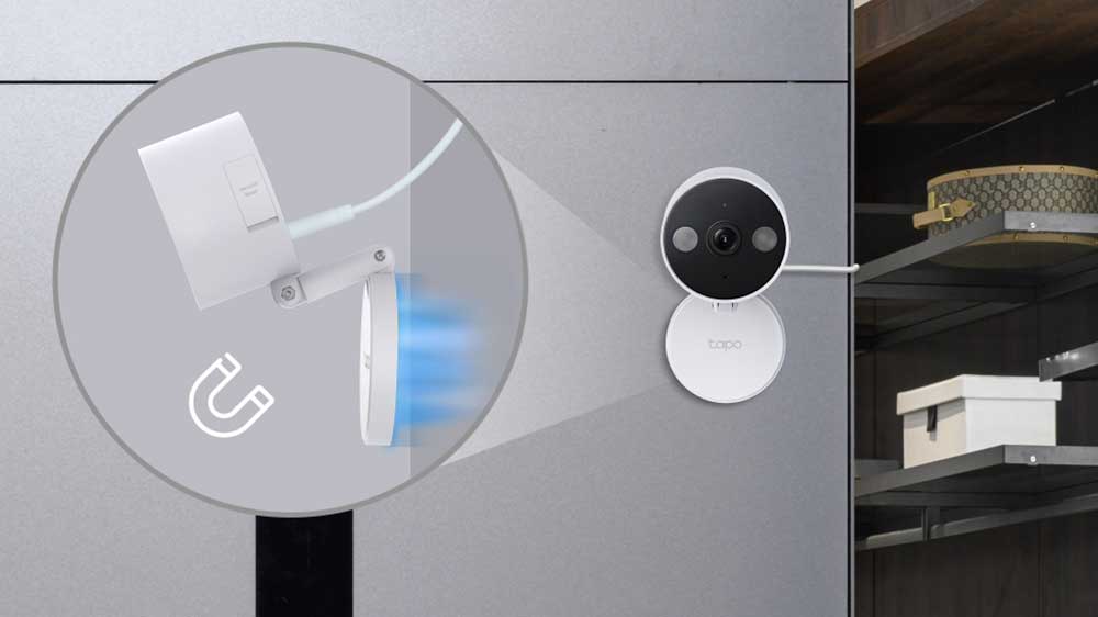 Domácí bezpečnostní Wi-Fi kamera Tapo v interiéru C120_02