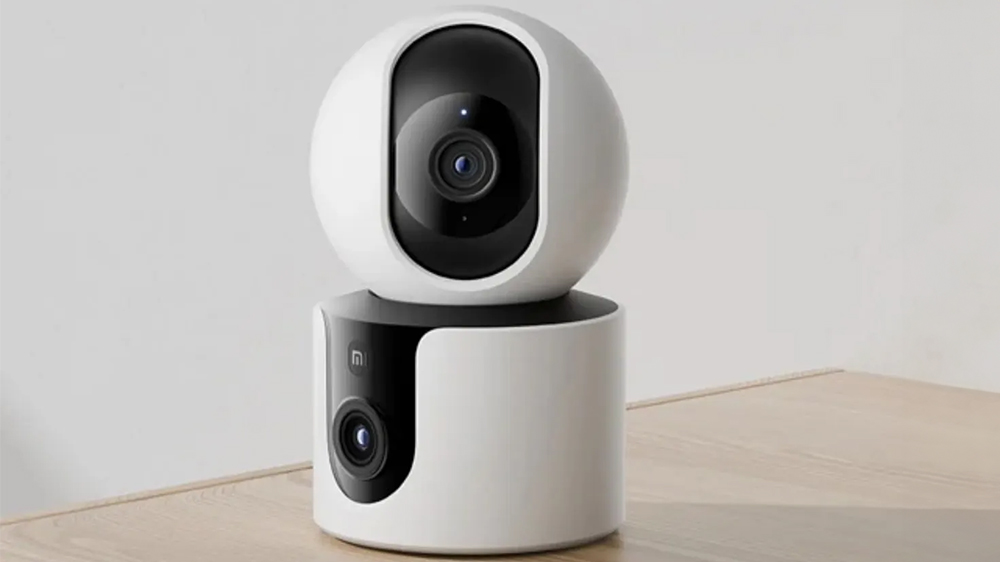 Bezpečnostní kamera Xiaomi Smart Camera C300 Dual EU na stole_04