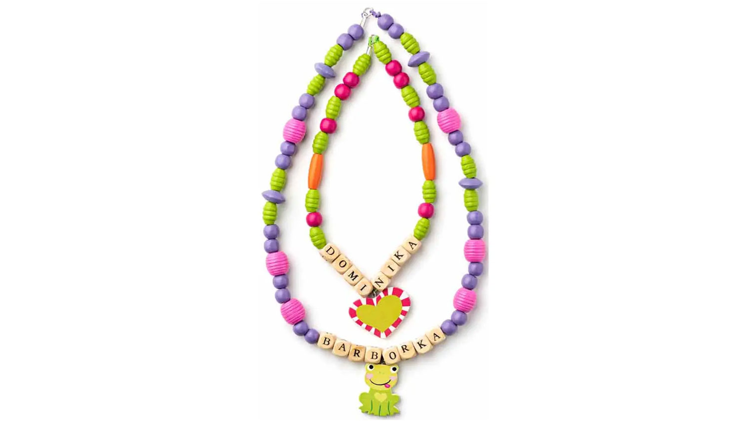 Dva n&aacute;hrdeln&iacute;ky z kor&aacute;lků Woody.