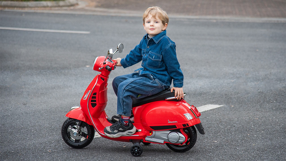 Elektrická motorka VESPA BUDDY TOYS BEC 6031_02