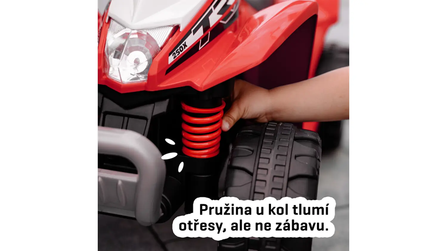 Detail na odpruženou předn&iacute; n&aacute;pravu