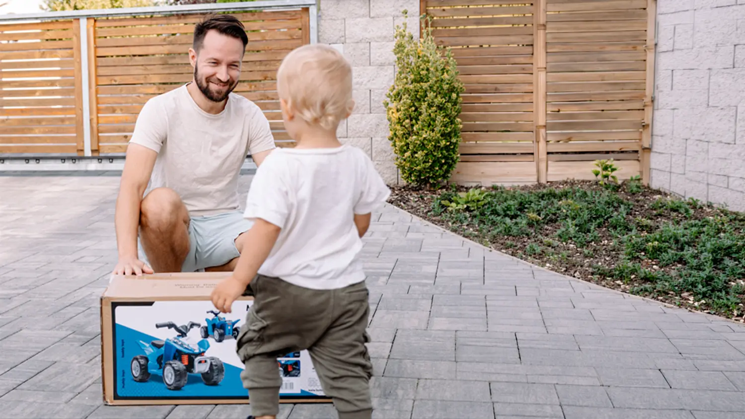 Otec so synom so štvorkolkou Honda Buddy Toys BEC 5015 modrá v krabici