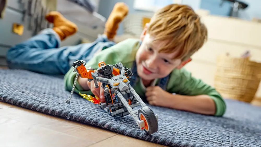 Stavebnice LEGO Robotický oblek a motorka Ghost Ridera 76245