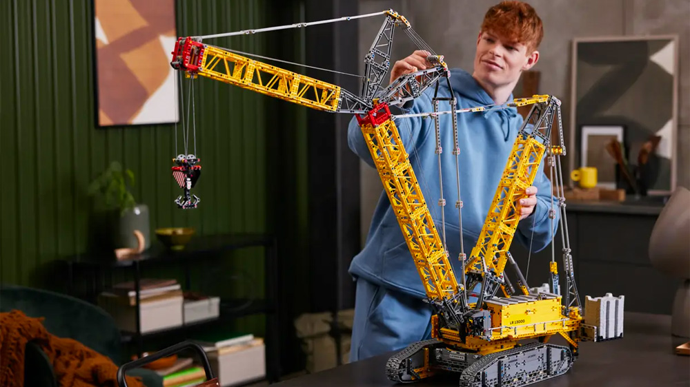 Stavebnice LEGO® Technic 42146 Pásový jeřáb Liebherr LR 13000