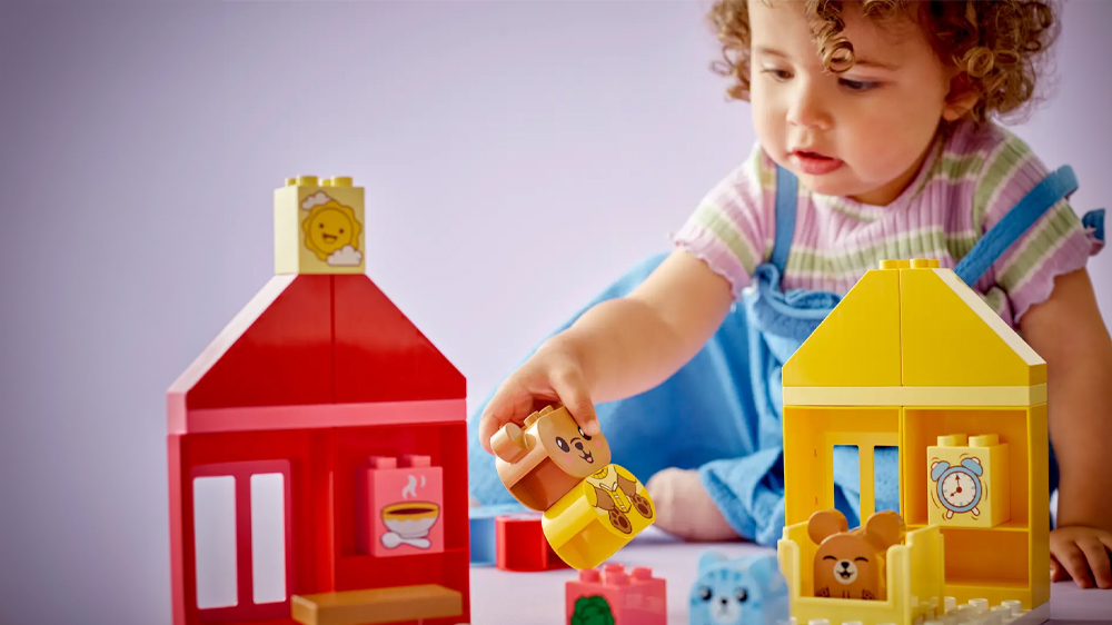 Dítě se stavebnicí LEGO® DUPLO® Každodenní aktivity: Jídlo a spánek 10414 EW_04