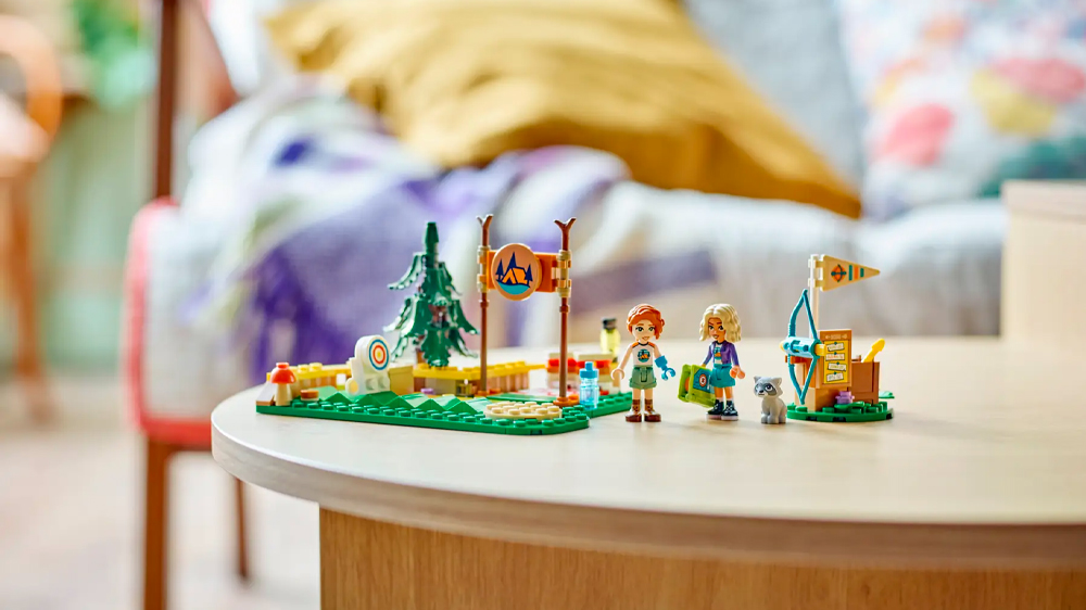 Figurky ze stavebnice LEGO® Friends Lukostřelnice na dobrodružném táboře 42622 EW_03