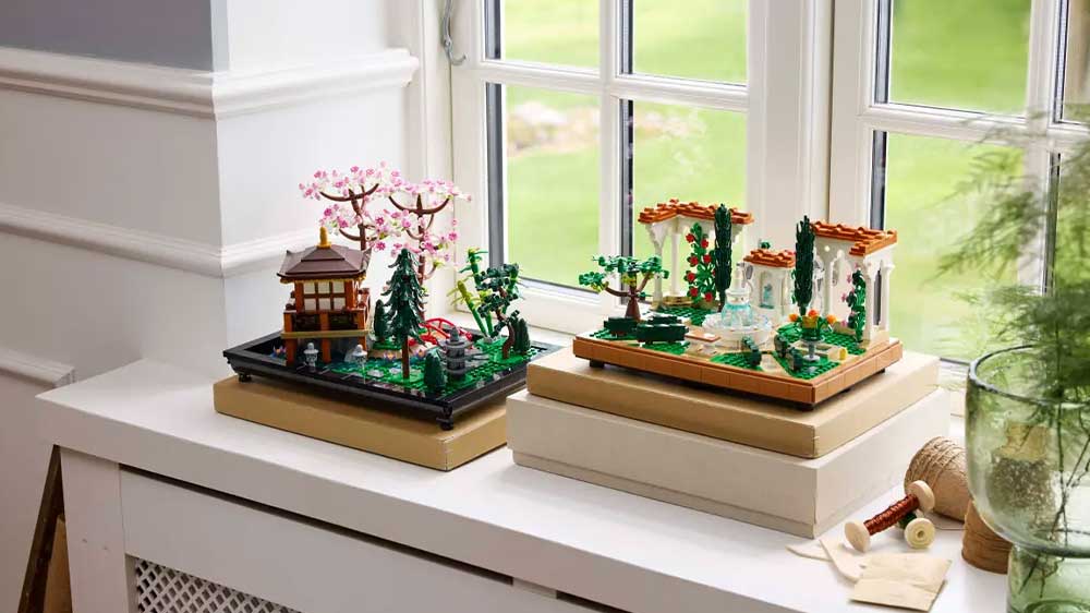LEGO® Icons 10359 Zahrada s fontánou je originální doplněk interiéru_04
