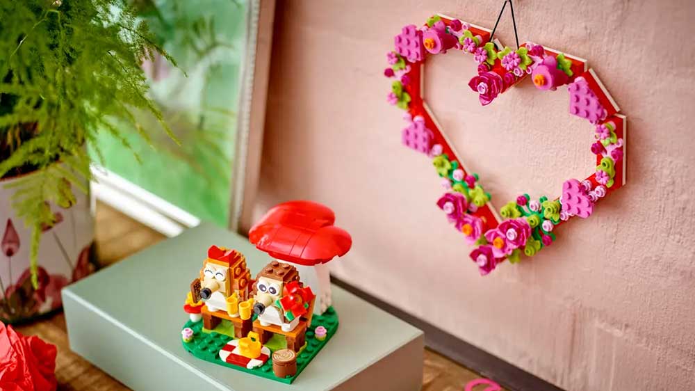 Stavebnice LEGO® 40711 Ježčí rande s piknikem_02