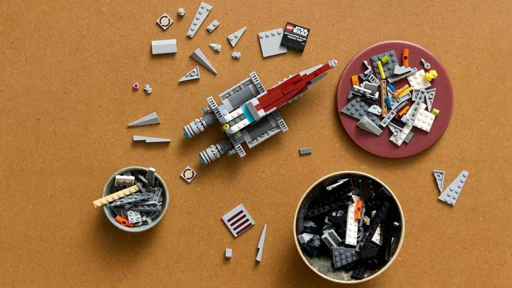 LEGO® Útočná loď třídy Acclamator skládání_02