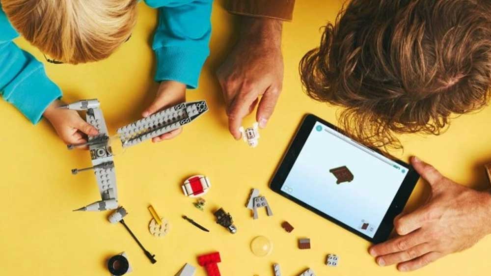 LEGO® Mando, Grogu a stíhačka N-1 Starfighter skládání_02