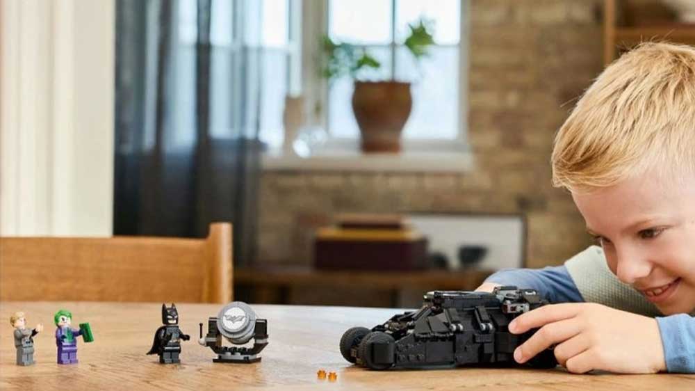 LEGO® Batman Tumbler vs. Two-Face a Joker hraní_03