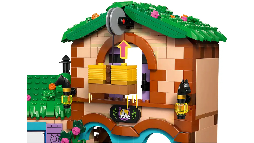 Stavebnice LEGO® Friends 42654 Ranč s poníky a stáj – znázornění pohybu výtahu na seno_03