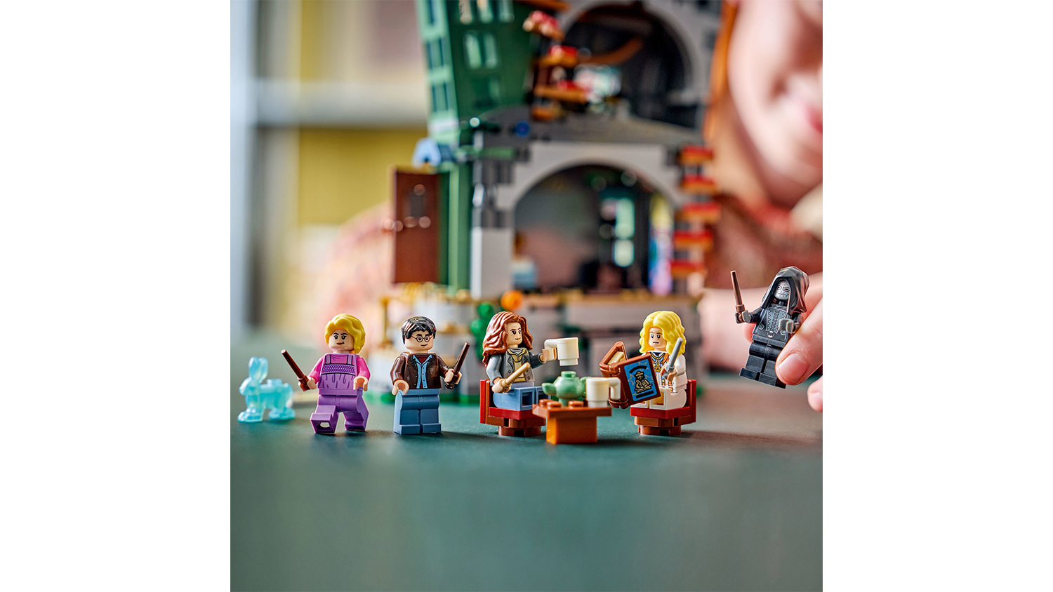 Minifigúrky stavebnice LEGO® Harry Potter™ 76467 Dom Luny Lovegoodovej