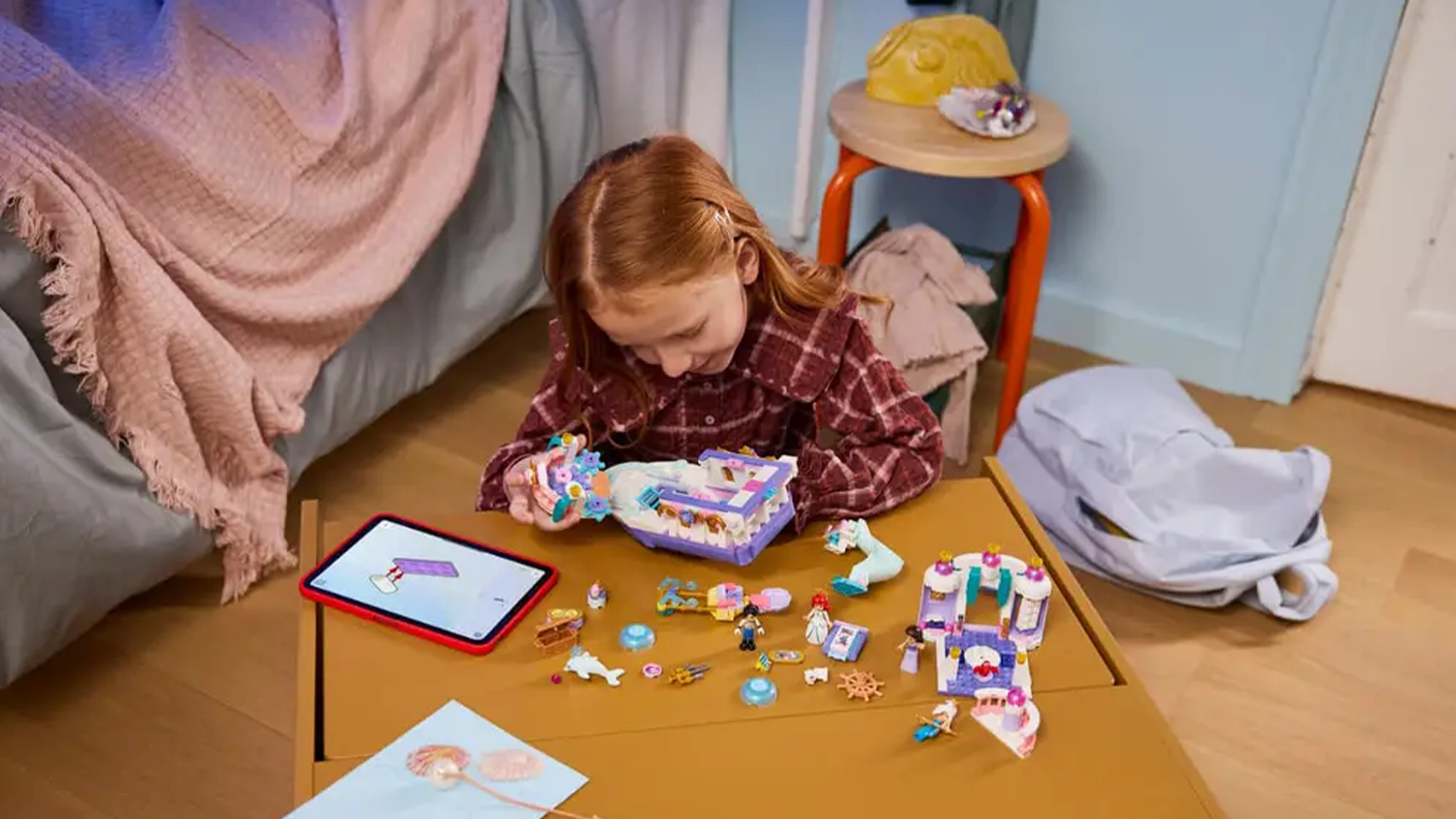 Postavičky ze stavebnice LEGO® Disney Princess® 43299 Arielina loď a královská svatba