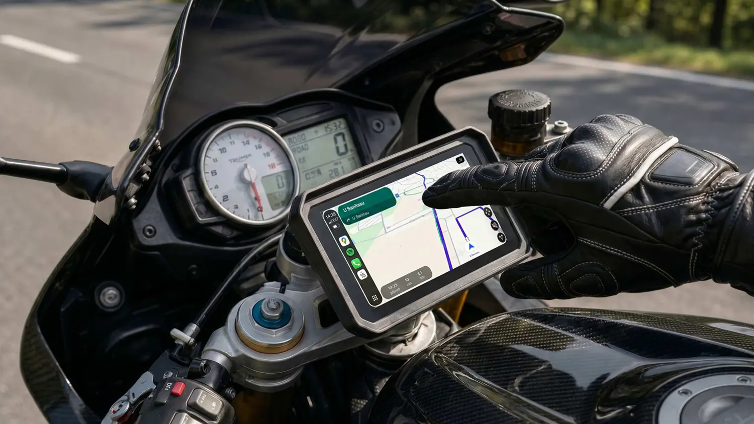 Multimedi&aacute;lny prehr&aacute;vač Sencor SCT MC600BW MOTO