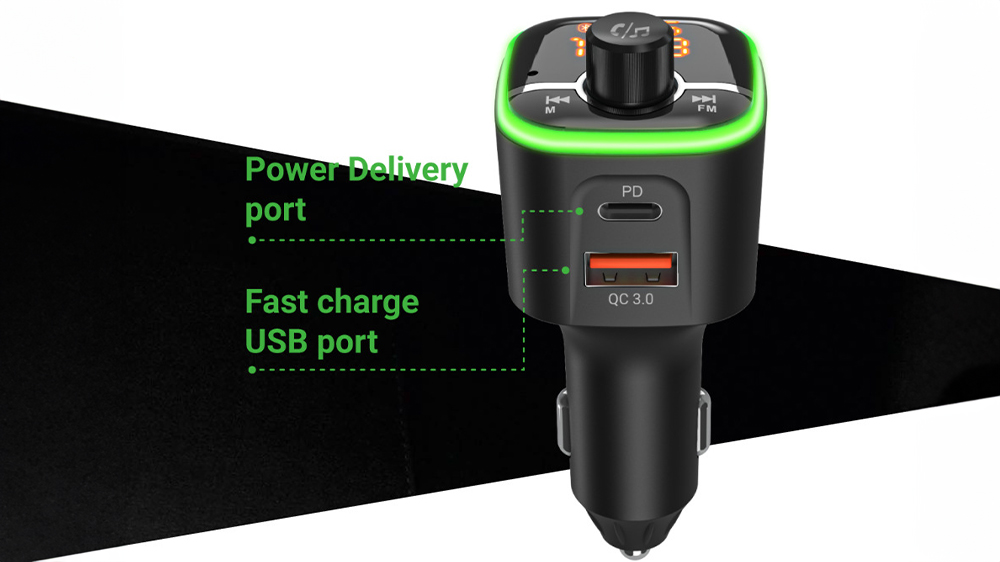 Porty FM Transmitteru Navitel BHF04 MAX_03