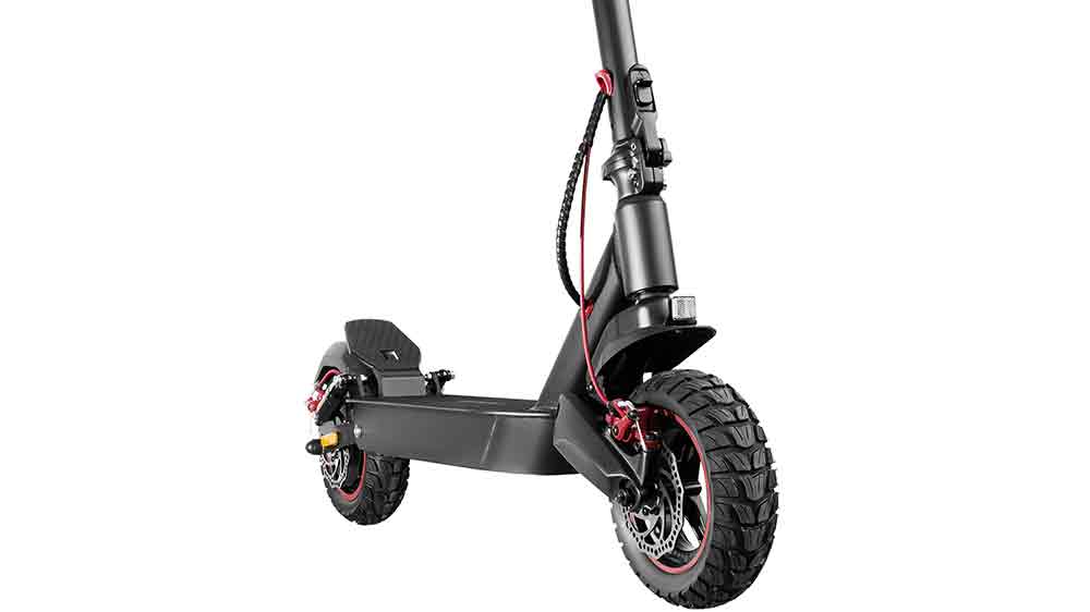 Detail predného kolesa elektrokolobežky Sencor SCOOTER X30_02