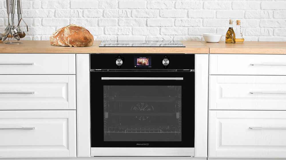 Trouba a indukční varná deska Philco v kuchyni_02