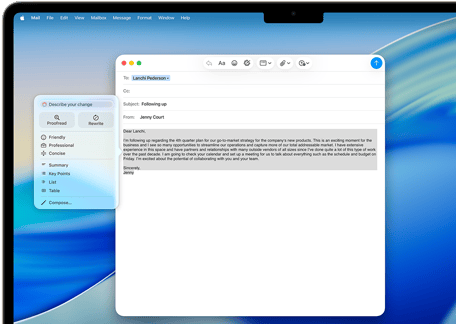 Obrazovka MacBooku Air s ukážkou použitia Nástrojov na písanie Apple Intelligence pri písaní e-mailu