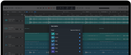 MacBook&nbsp;Pro, Logic&nbsp;Pro, zvukové vlny, panel Stem Splitteru, kategorie: vocals, drums, bass, other, každá se samostatnou zvukovou vlnou