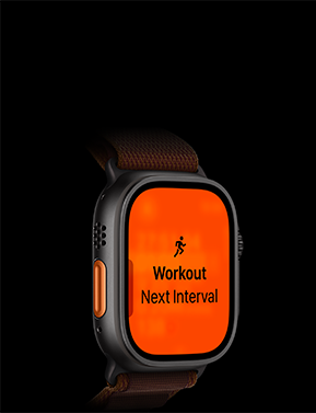 Apple Watch Ultra 4, titanové pouzdro, černá barva, cvičení Běh, další interval, na levém boku oranžové akční tlačítko, Alpský tah