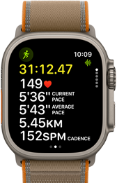Apple Watch Ultra 4, titanové pouzdro, přírodní barva, pokročilé ukazatele cvičení Běh venku, na pravém boku korunka Digital Crown, vyvýšené boční tlačítko, Trailový tah, písková barva